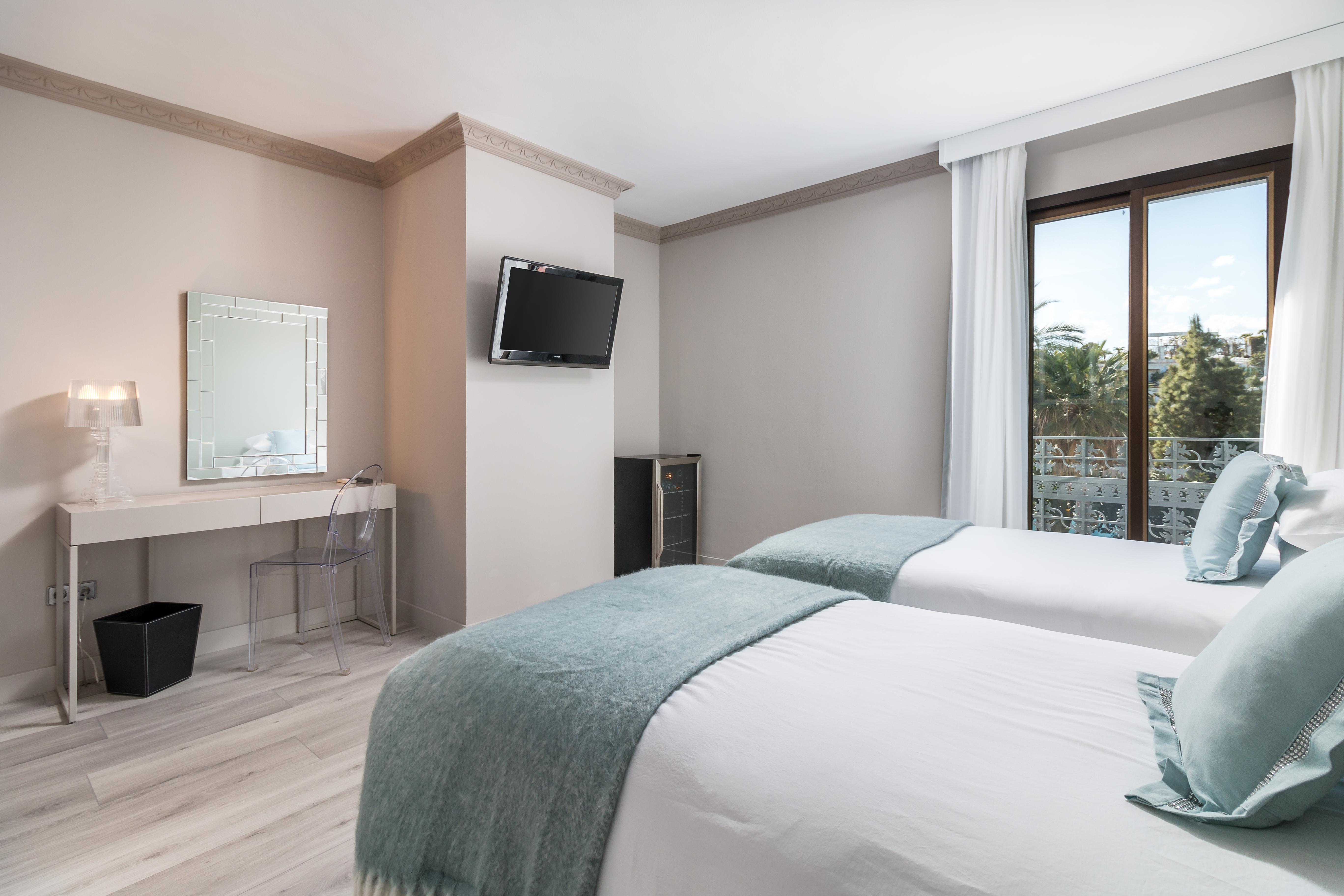 Boutique Hotel B51 Marbella Bagian luar foto