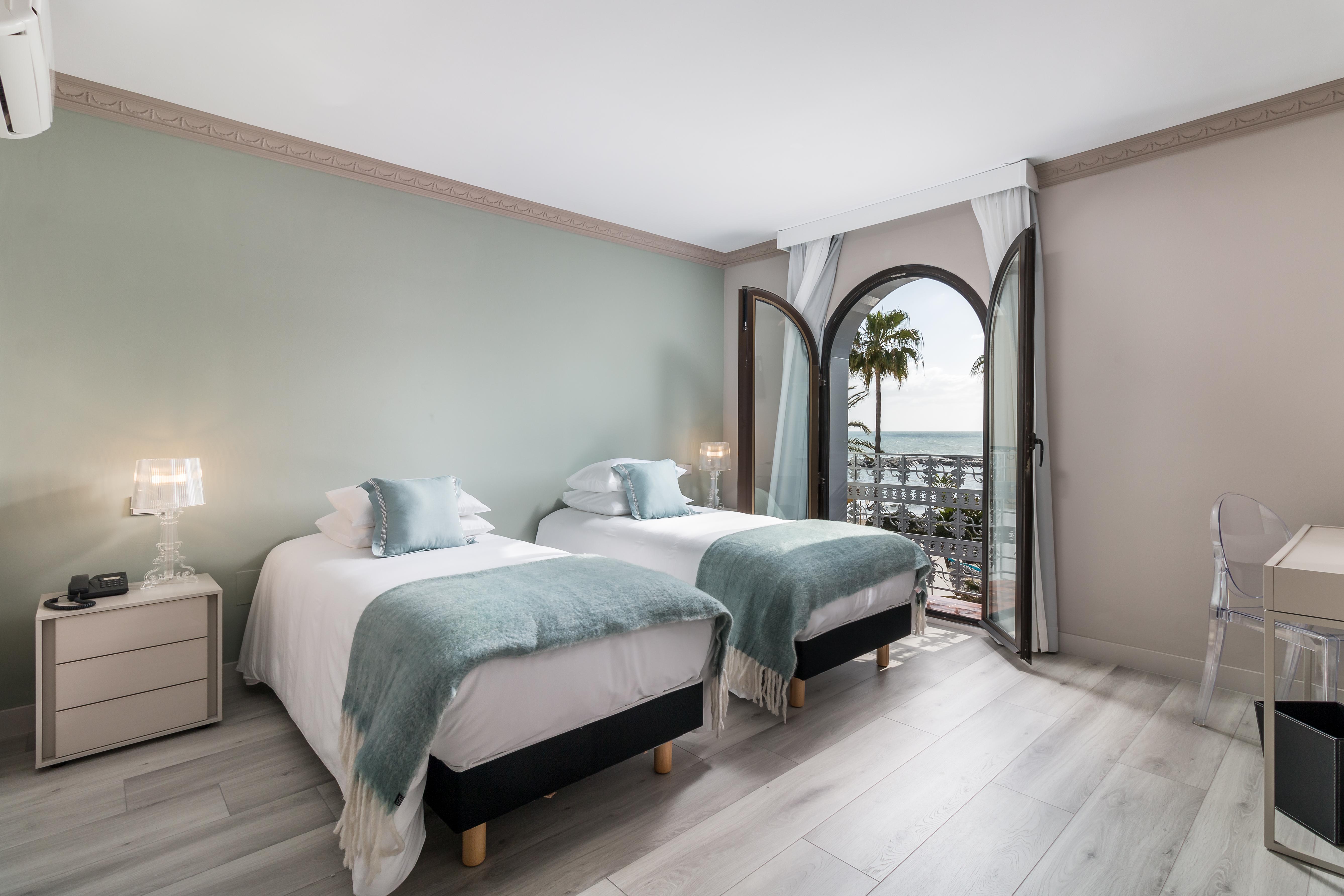 Boutique Hotel B51 Marbella Bagian luar foto