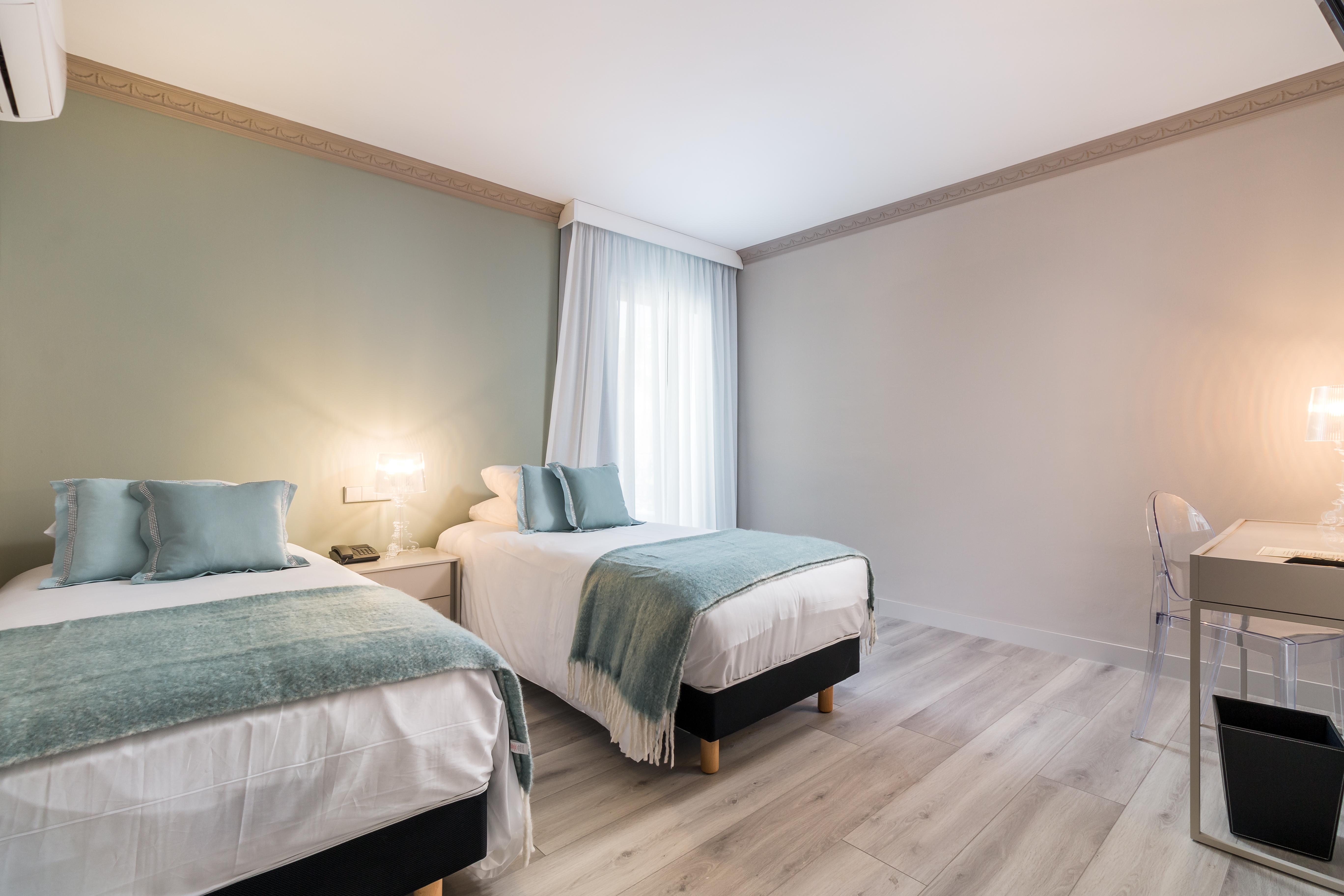 Boutique Hotel B51 Marbella Bagian luar foto