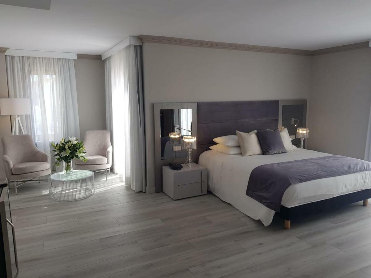 Boutique Hotel B51 Marbella Bagian luar foto